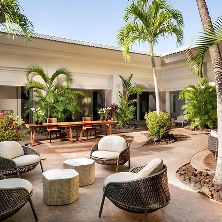 Fairmont Orchid-2